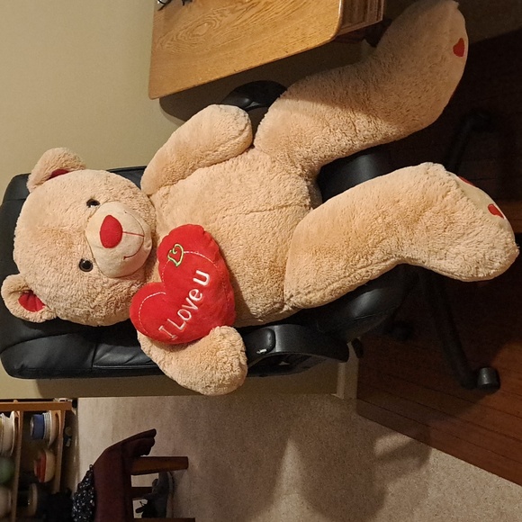 unspecified Other - Giant Stuffed I Love U Teddy Bear